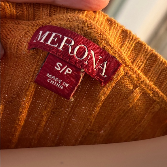 Merona Women's V-Neck Sweater in Vibrant Orange - Picture 2 of 4